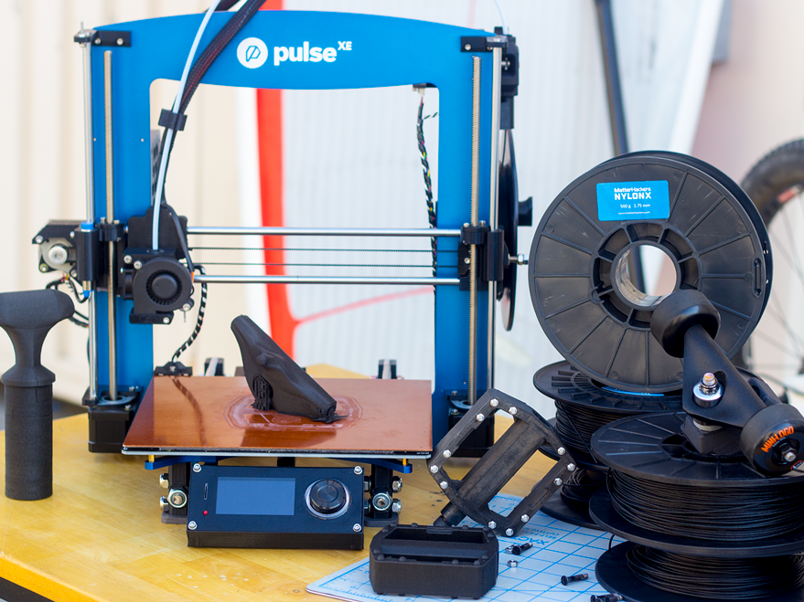  3D printing with NylonX [Image: MatterHackers via Facebook] 