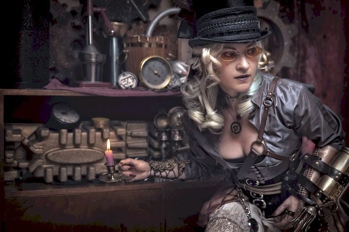  What kind of steampunk could be made if 3D printing was involved? [Source:  Belle Art Portrait  and  Style Hunter Fox ] 