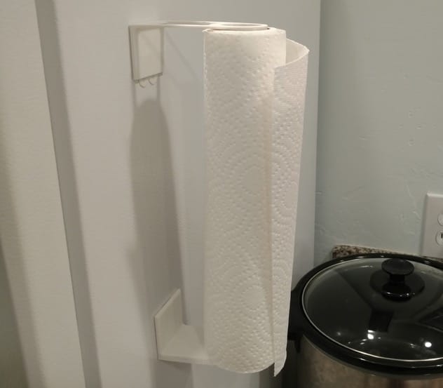  A simple but brilliant 3D printed paper towel roll holder 