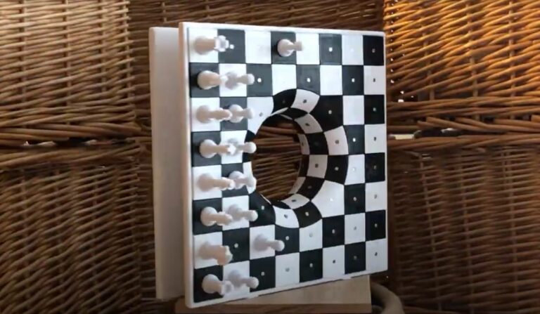 Design of the Week: Wormhole Chess Board