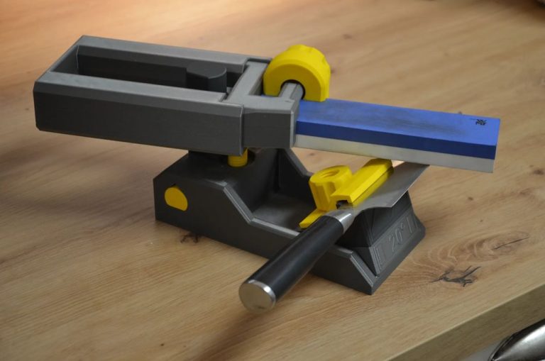 Design of the Week: Knife Sharpener