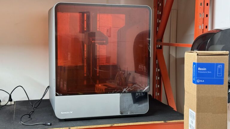 Hands On With The Formlabs Form 4L, Part 2