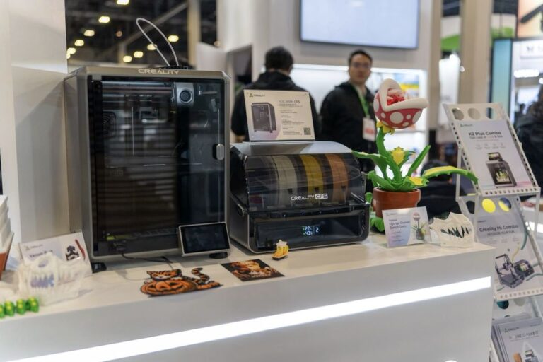 Creality Showcases Multicolor 3D Printing with CFS and New Products at CES