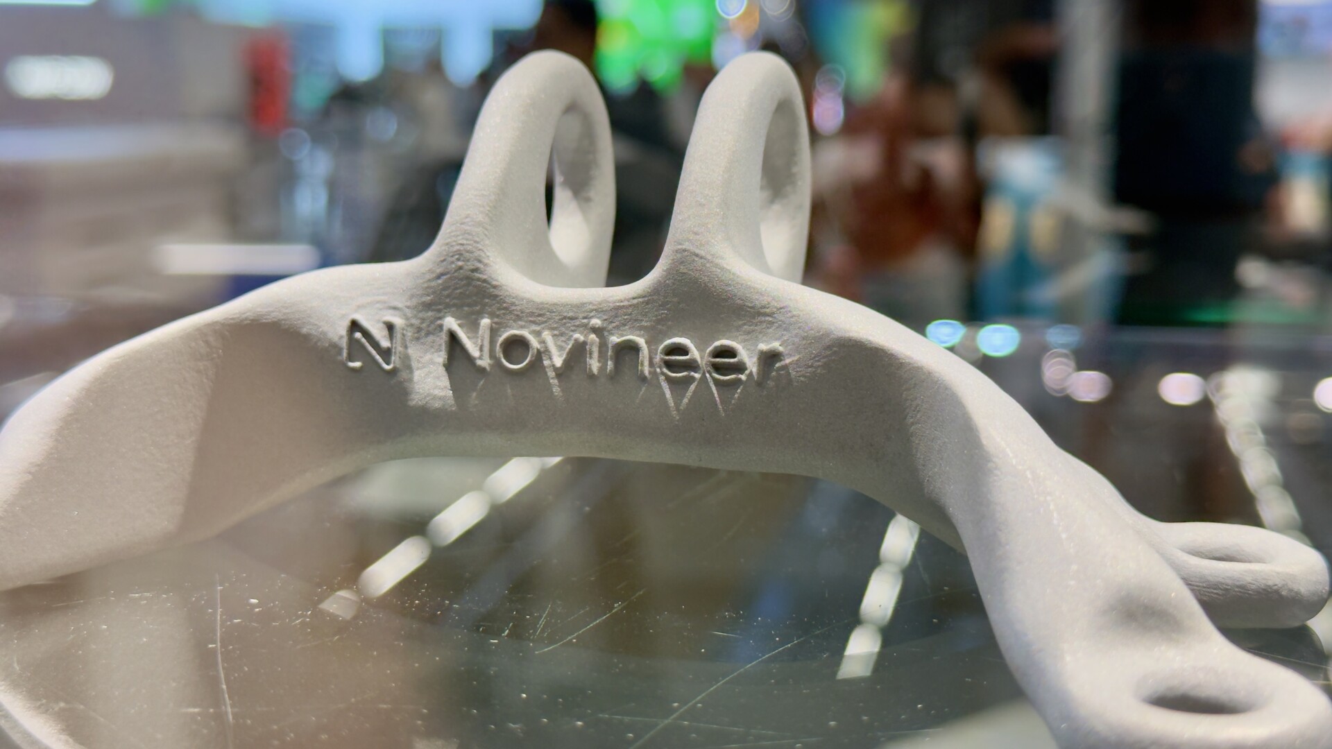 Novineer: Topology Optimization with Editable CAD Models